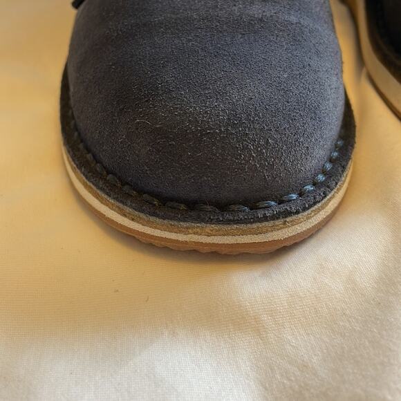 Greats navy suede chukka boots main image 8